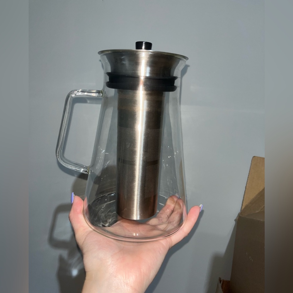 COLD BREW COFFEE MAKER
